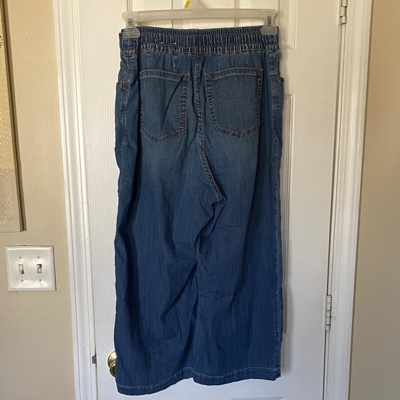 Lane Bryant Blue Denim Wide-Leg Capris - Picture 3 of 3